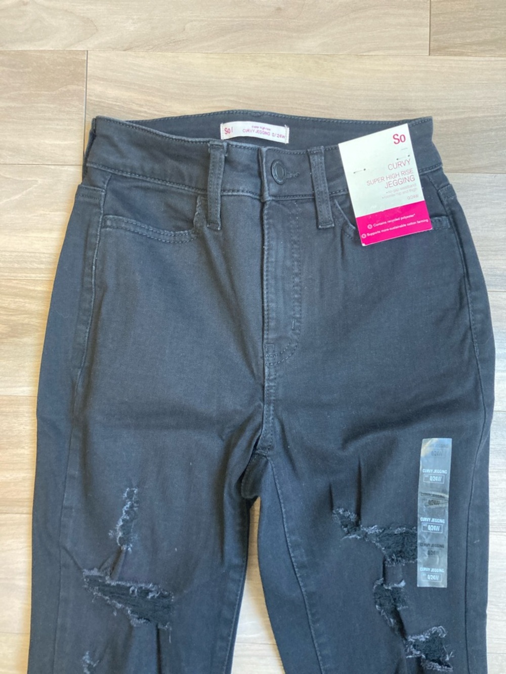 SO curvy super high rise jegging black distressed destroyed  0 / 24 junior - Picture 7 of 17